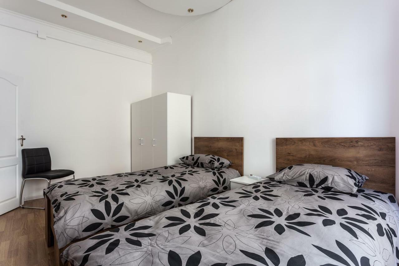 Modern Apartment In Lviv Historic Centre 外观 照片